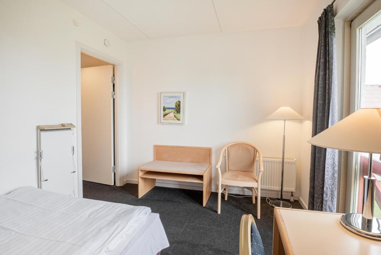 Hotel Limfjorden 3*
